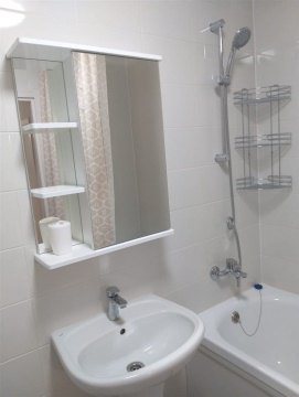 3-к квартира, 18/33 эт., 62м²