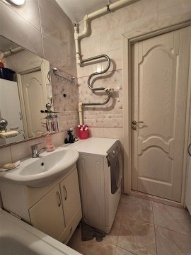 1-к квартира, 10/10 эт., 40м²